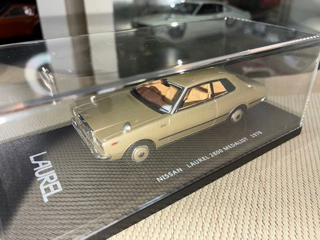 LA-X 1/43 日産ローレル2D HT 2800メダリスト