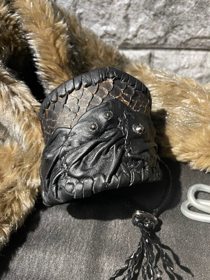 ilyN DPS_002 レザーバングル　kmrii