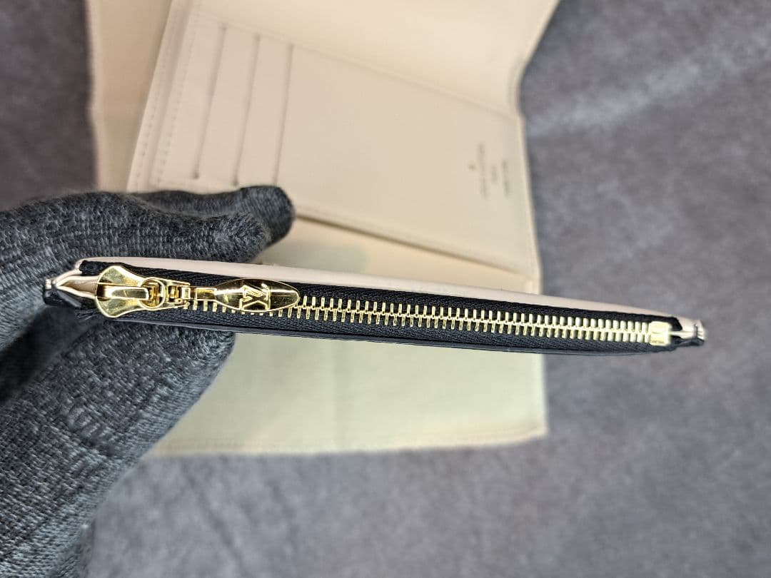 ルイヴィトン　 M80300 ポルトフォイユ・ポンヌフ コンパクト