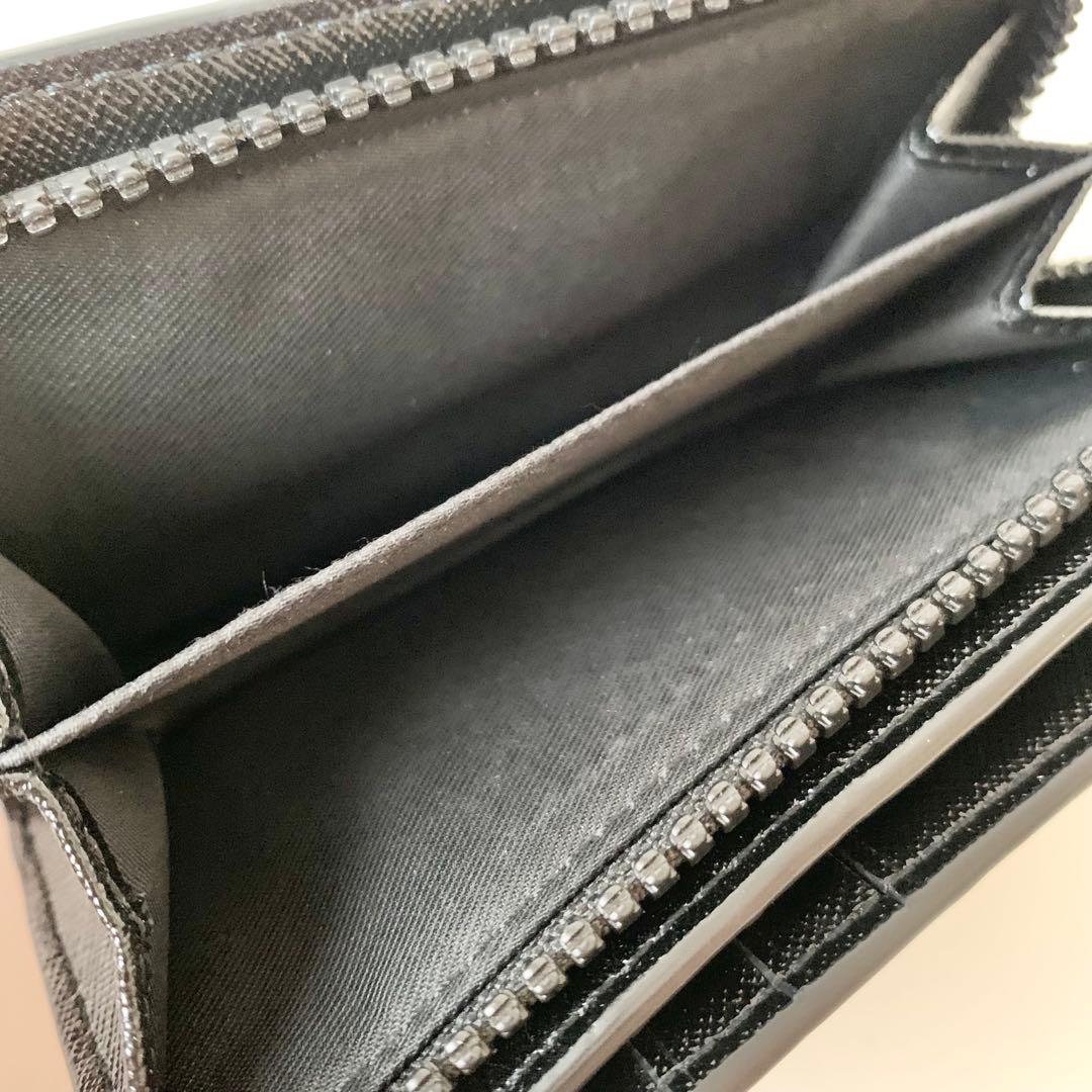 【MARC JACOBS】マークジェイコブス　二つ折り財布　スナップショット　黒