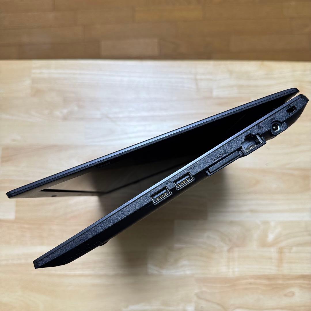 マウスコンピューター LuvBook i5 8GB 240GB SSD 13.3