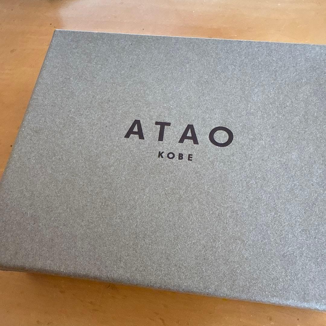 ATAO 黒 レザー 二つ折り財布