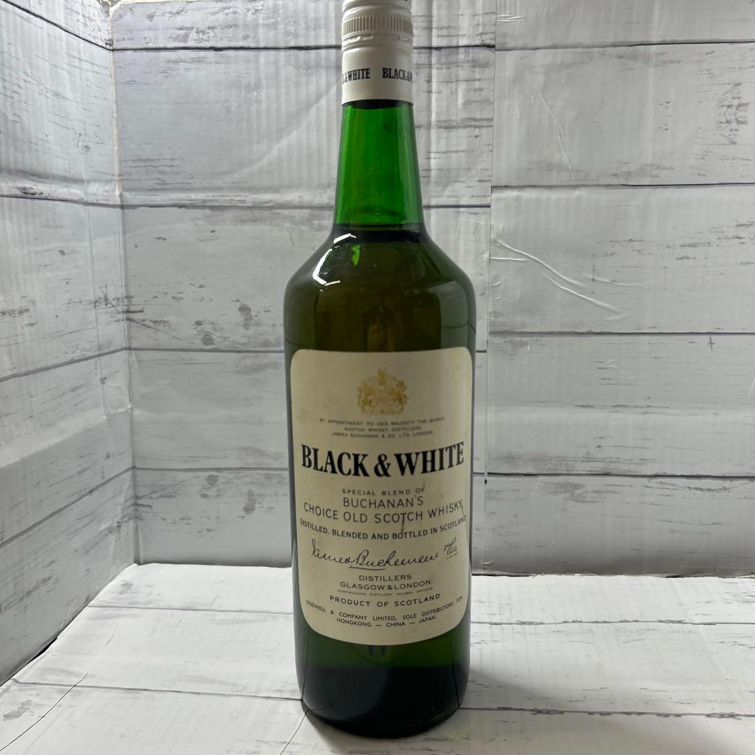 BLACK & WHITE スコッチウイスキー