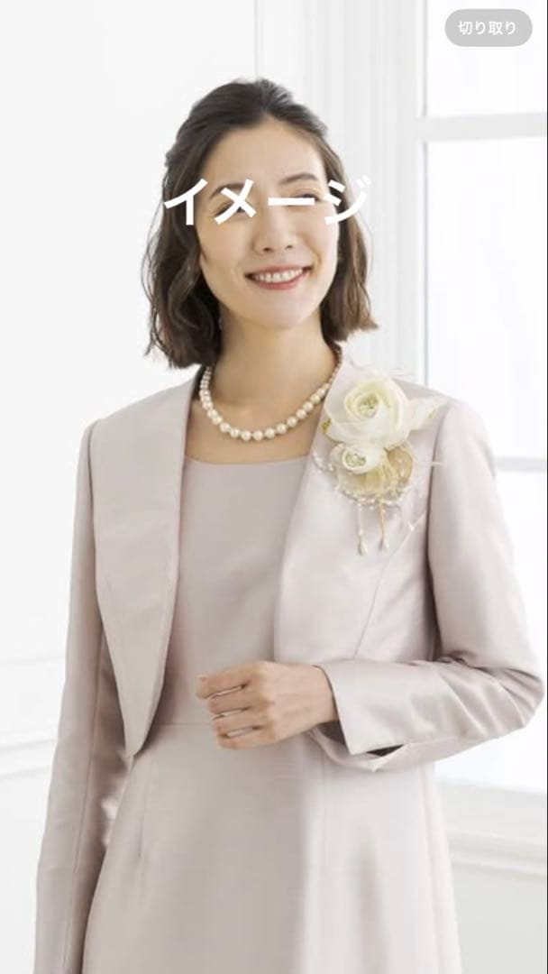 東京ソワール　PETITSOIR コサージュ ブローチオフホワイト色　新品未使用