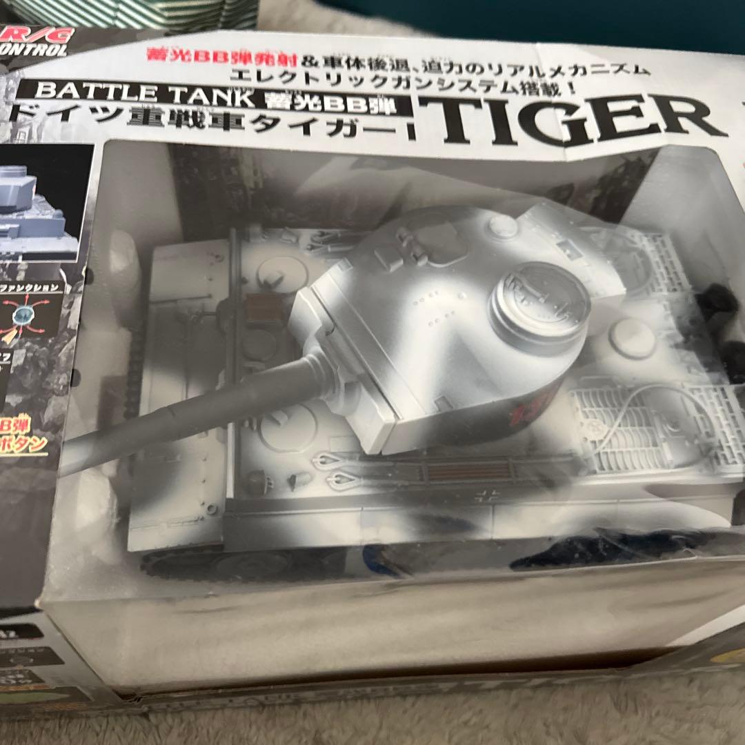 末使用✨タイヨーＲC戦車　ドイツ重戦車タイガーI