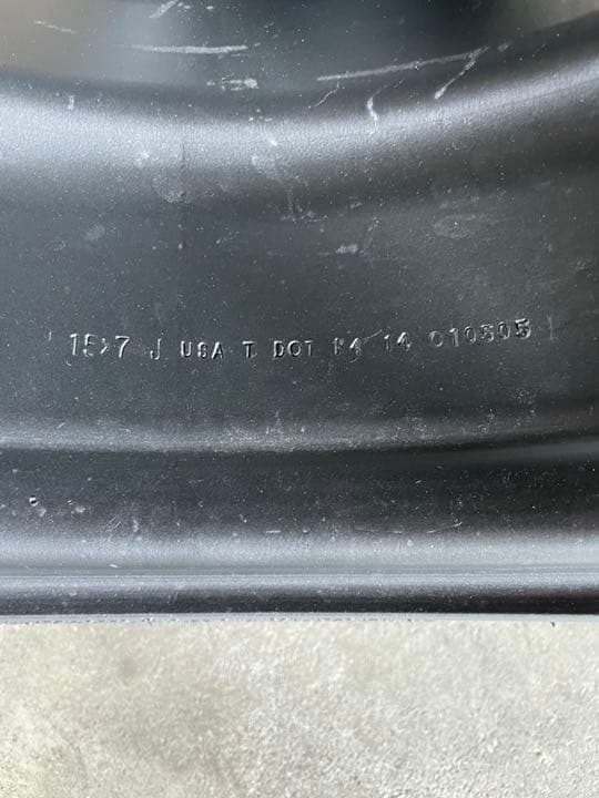 80 ハイラックス　ホイール