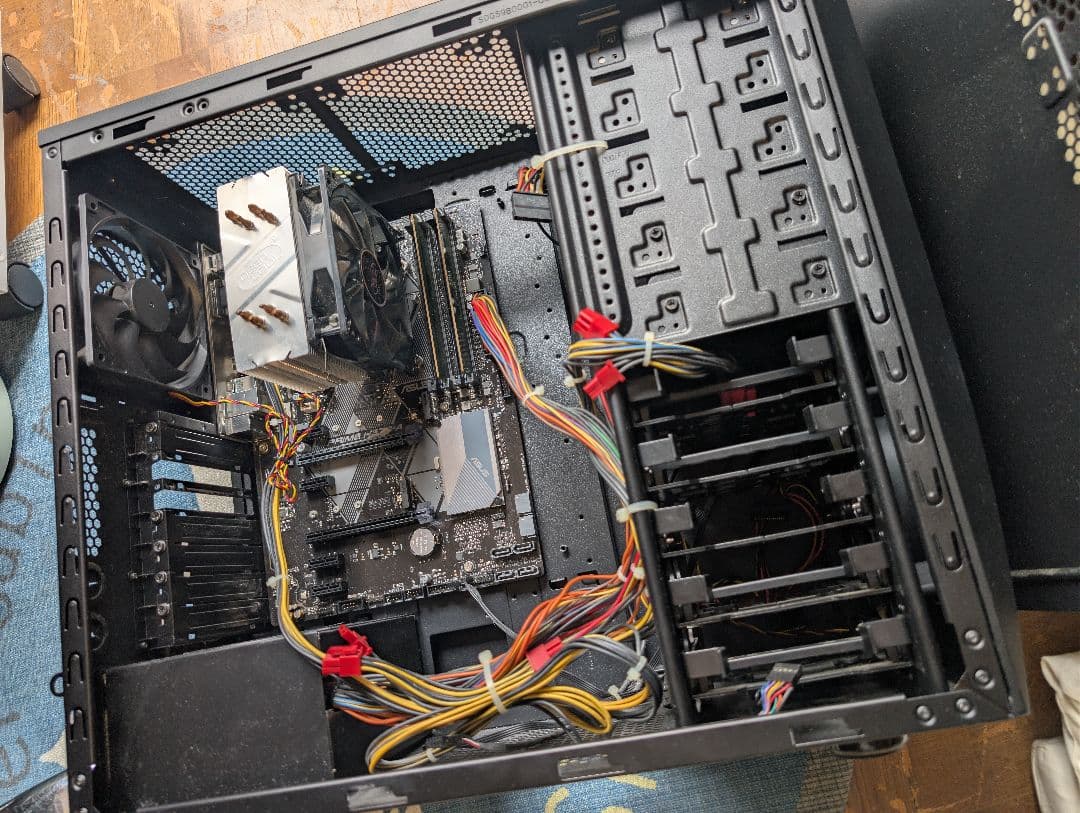 ガレリア CPUとメモリと電源(他)のみ