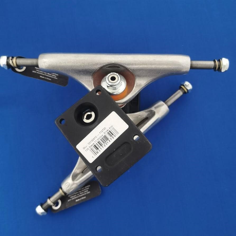 INDEPENDENT STAGE11 139 スケボートラック HOLLOW