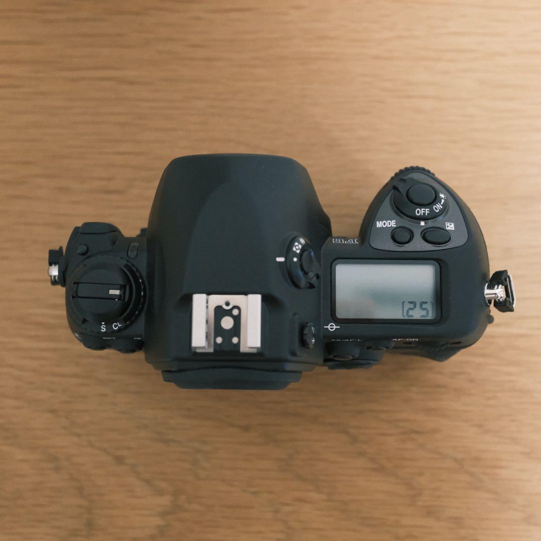 フィルムカメラ Nikon F6