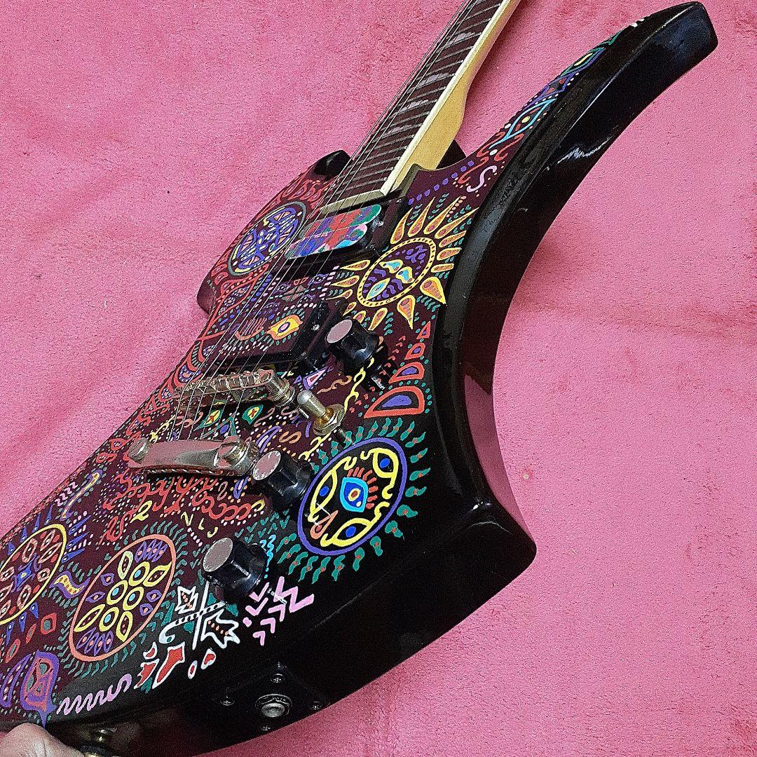 【良・美品】サイケペイント・hideモデル。モッキンバードエレキギター。