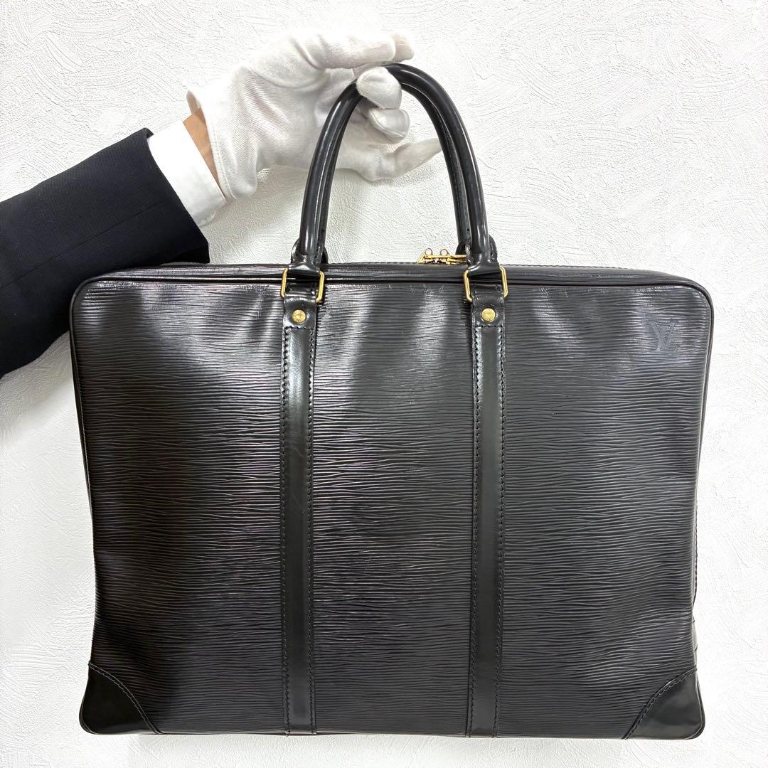 新年特別値下げ　LVルイヴィトン エピセルヴィエットフェルモワール M40321