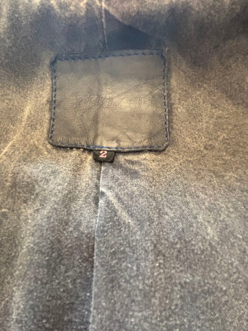 ほぼ新品　深青ジャパンホース イサムカタヤマ BACKLASHシングルライダース