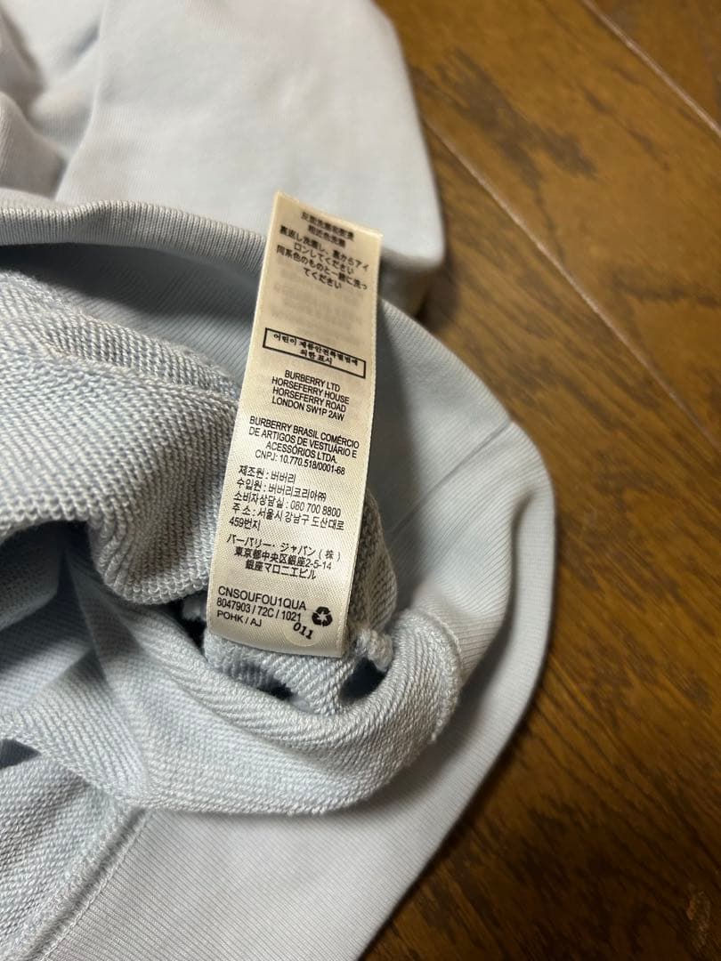 美品★バーバリー★トレーナー8Y