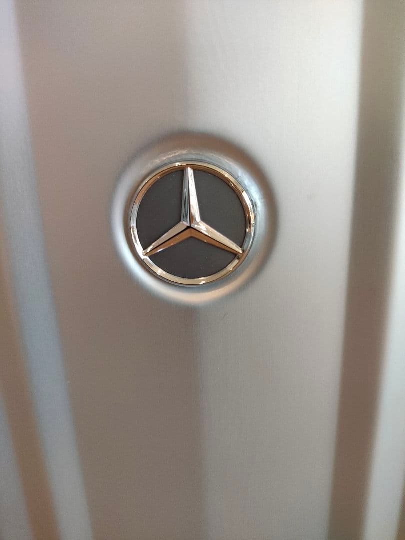 ビリー 新品未使用　キャリーケース　メルセデスベンツ　カバー付