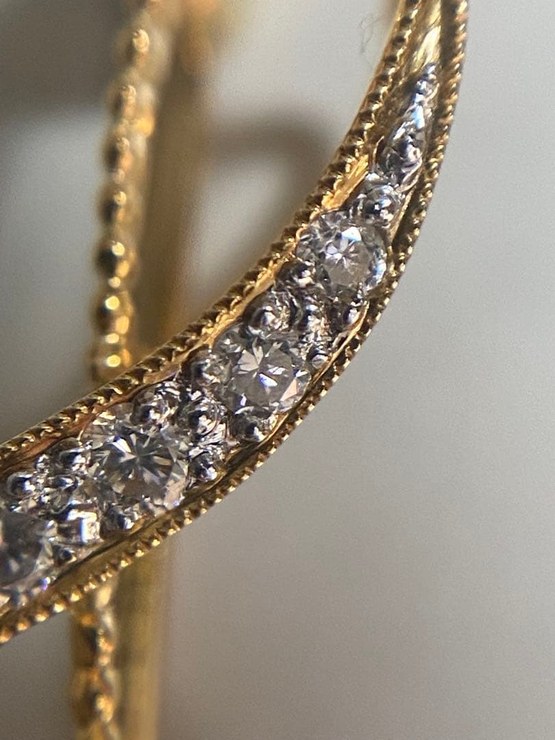 【美品】K18 音符デザイン ダイヤ ブローチ　2.6g 0.09/0.10ct