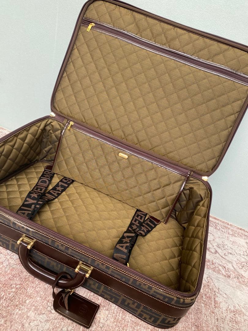 希少 FENDI フェンディ ヴィンテージレザー キャリーバッグ スーツケース