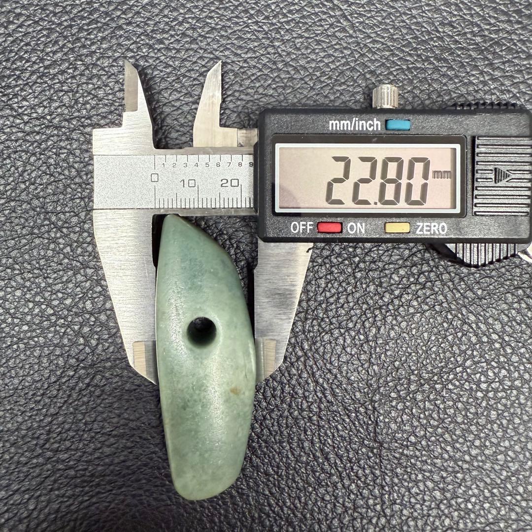 ゆめるさま用 縄文、弥生、須恵器、翡翠、勾玉、硬玉大珠、上質ヒスイ硬玉大珠