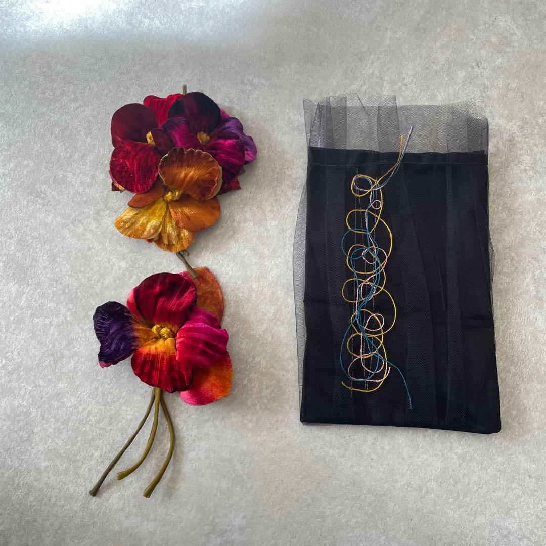 【定価4万】作家さんの一点物 ベルベットのコサージュ2個セット