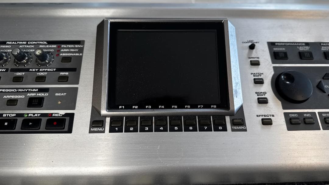 Roland Fantom X8 ｜88鍵｜ピアノタッチ｜要修理｜現状渡し