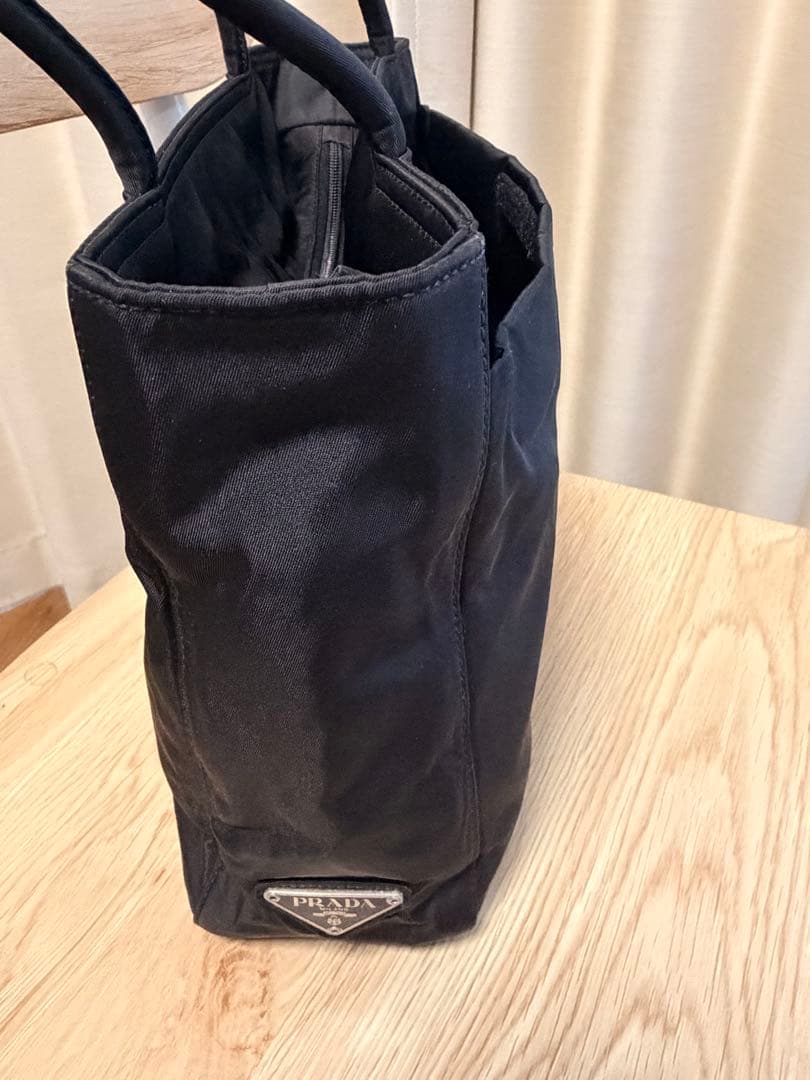 PRADA METROPOLI ハンドバッグ 黒　プラダ