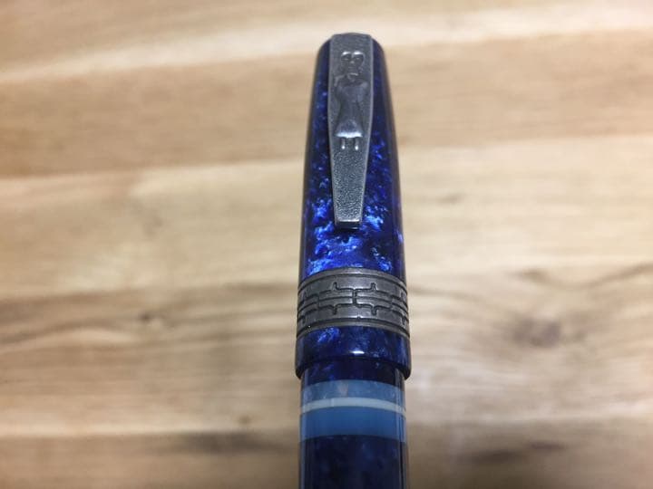 デルタ Delta ボールペン 世界限定 1643本 シリアル385 AINU