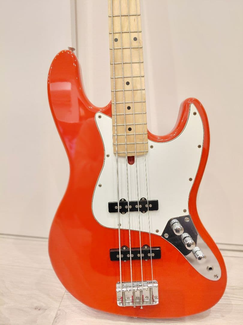 Brian by Bacchus エレキベース　BJB-380