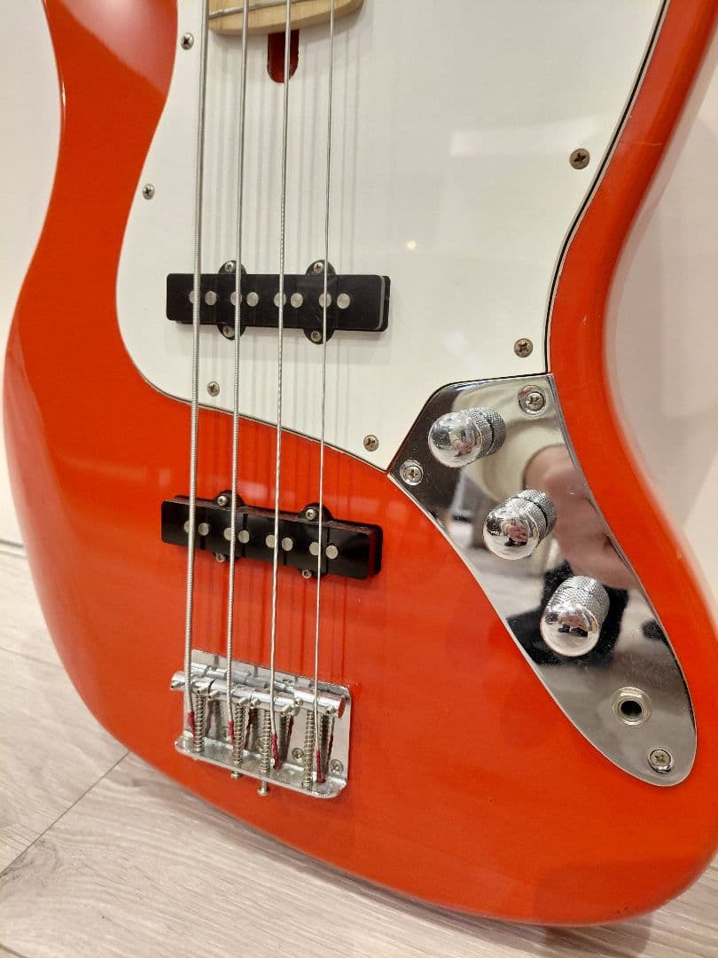 Brian by Bacchus エレキベース　BJB-380