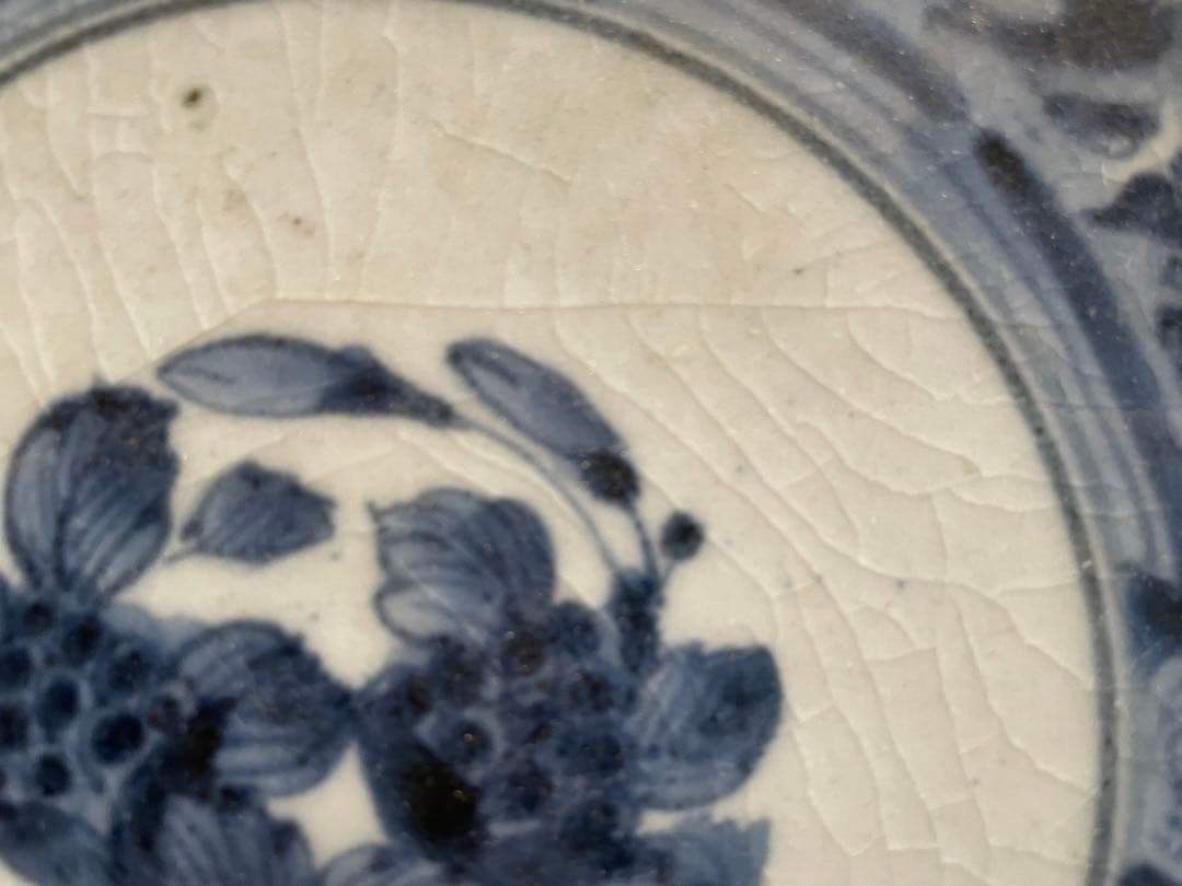 骨董　アンティーク　古伊万里　染付窓絵　花文様　輪花縁　七寸皿　渦福