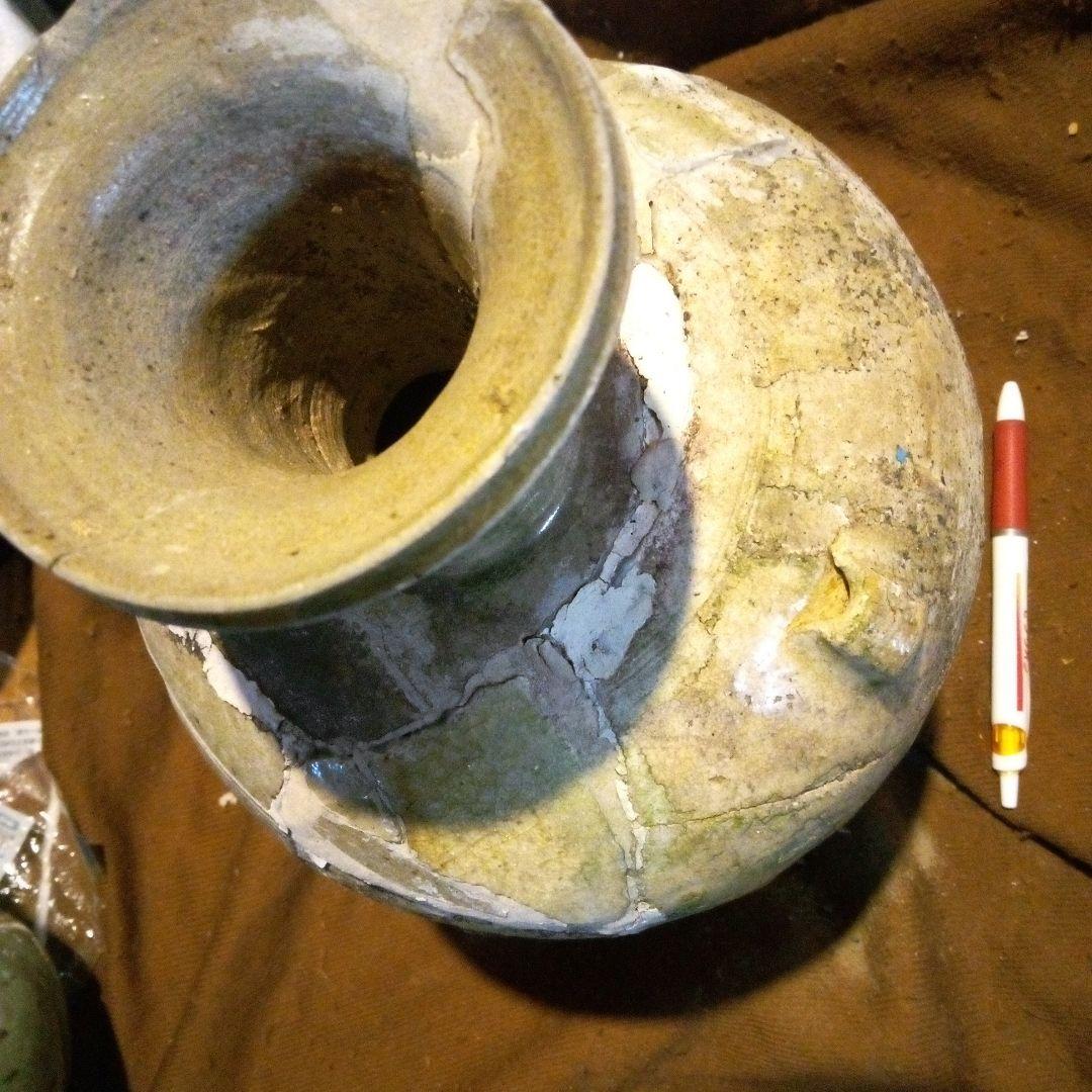 瀬戸　古い陶器の花瓶　発掘品　つなぎ合わせ