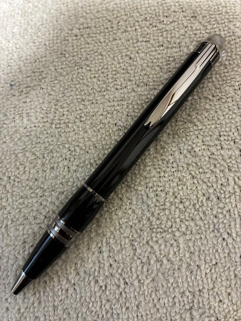 ◾️モンブラン◾️スターウォーカー ボールペン◾️化粧箱、サービスガイド付属◾️筆記良好