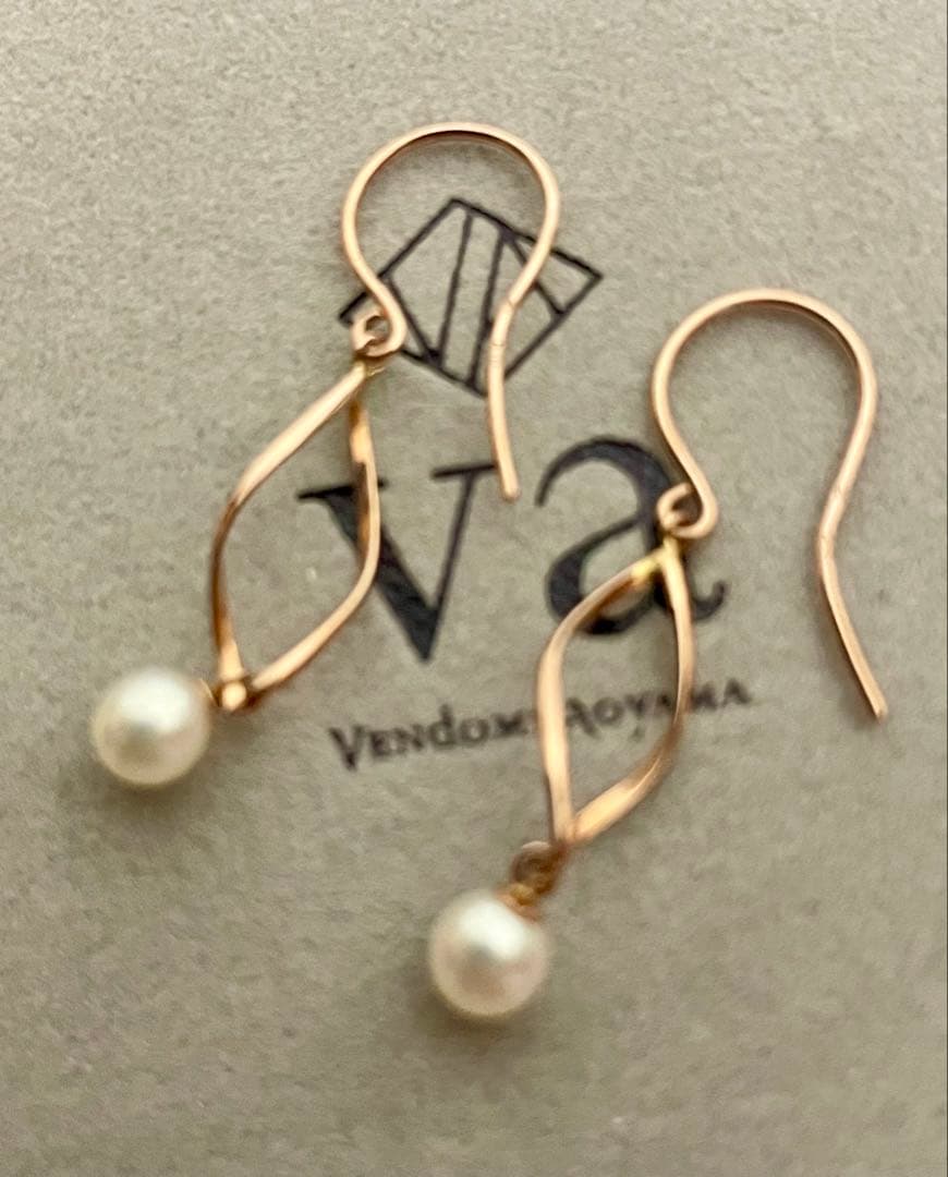 vendome aoyama k10金ピアス　ひねり　パール