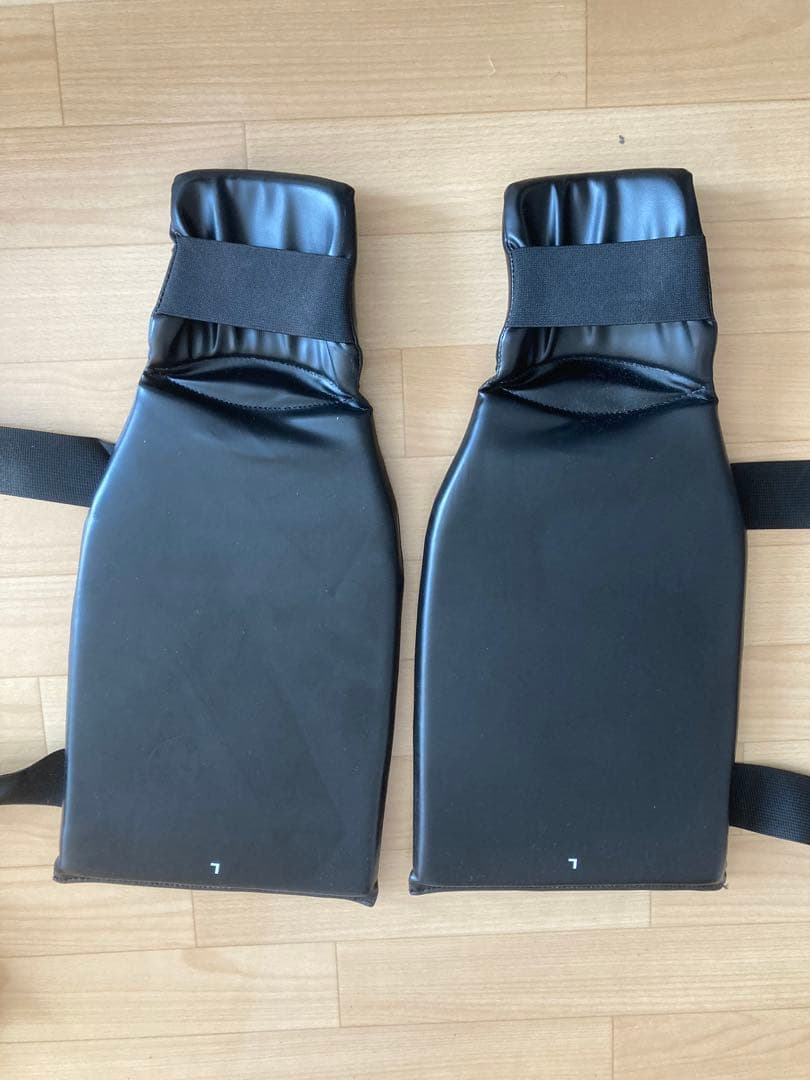 WINDY ボクシンググローブ 青　練習用グローブ赤　レガース　ゲルガード