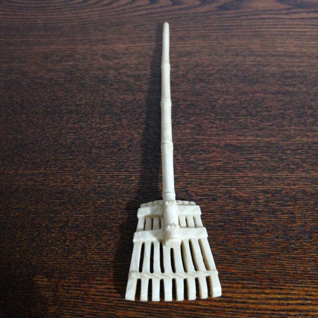 マンモス牙彫り　最高級品　高砂置物　玉章作　芯彫り　共箱　1408g