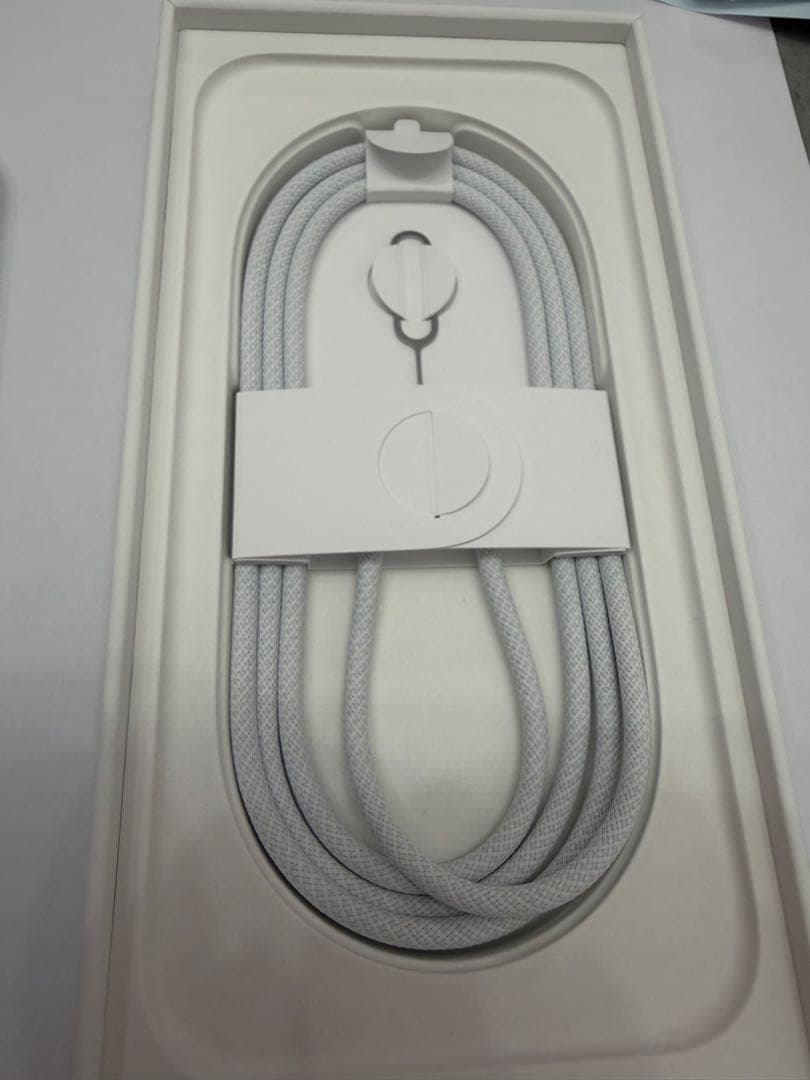 iPhone16 本体128GBホワイト