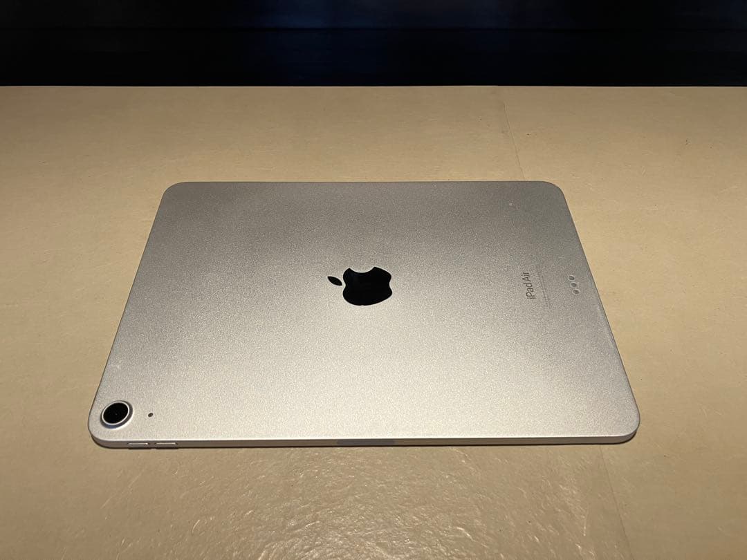 iPad Air (第5世代) Wi-Fi 256GB Starlight