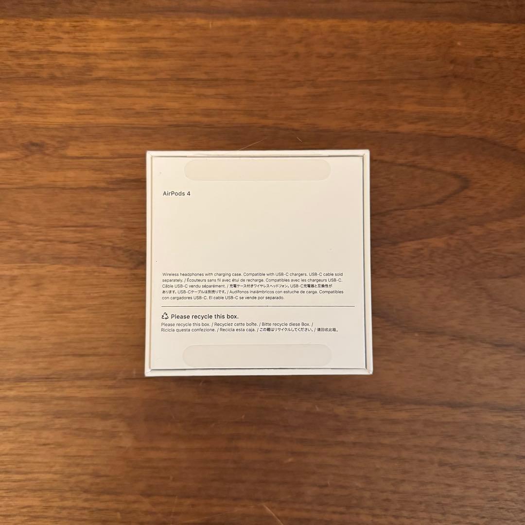 イヤホン Apple AirPods 4