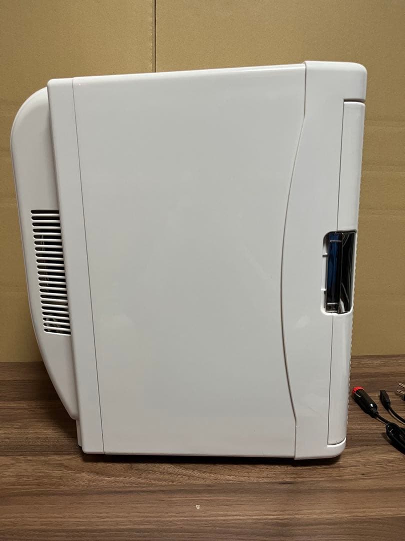 VERSOS ベルソス ポータブル　冷温庫 VS-404 25L ホワイト