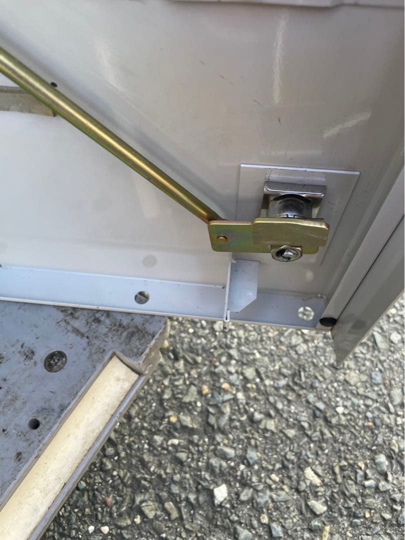 動確済み GLORY グローリー 高額紙幣両替機 ERD-20Q-E 新紙幣対応