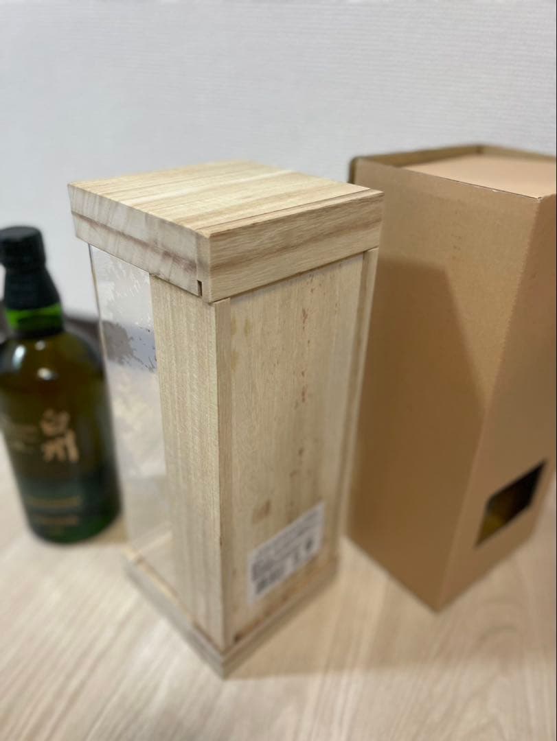 白州18年 リミテッドエディション 空港免税店限定 サントリー ウイスキー