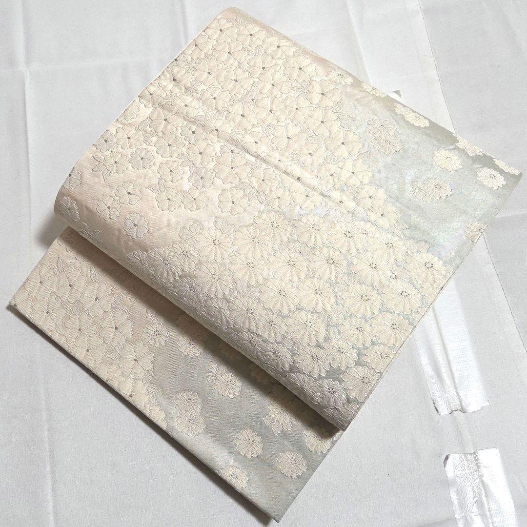 A5◆着物くつろぎ 菊に桜模様 銀糸 白 六通 正絹 フォーマルな袋帯