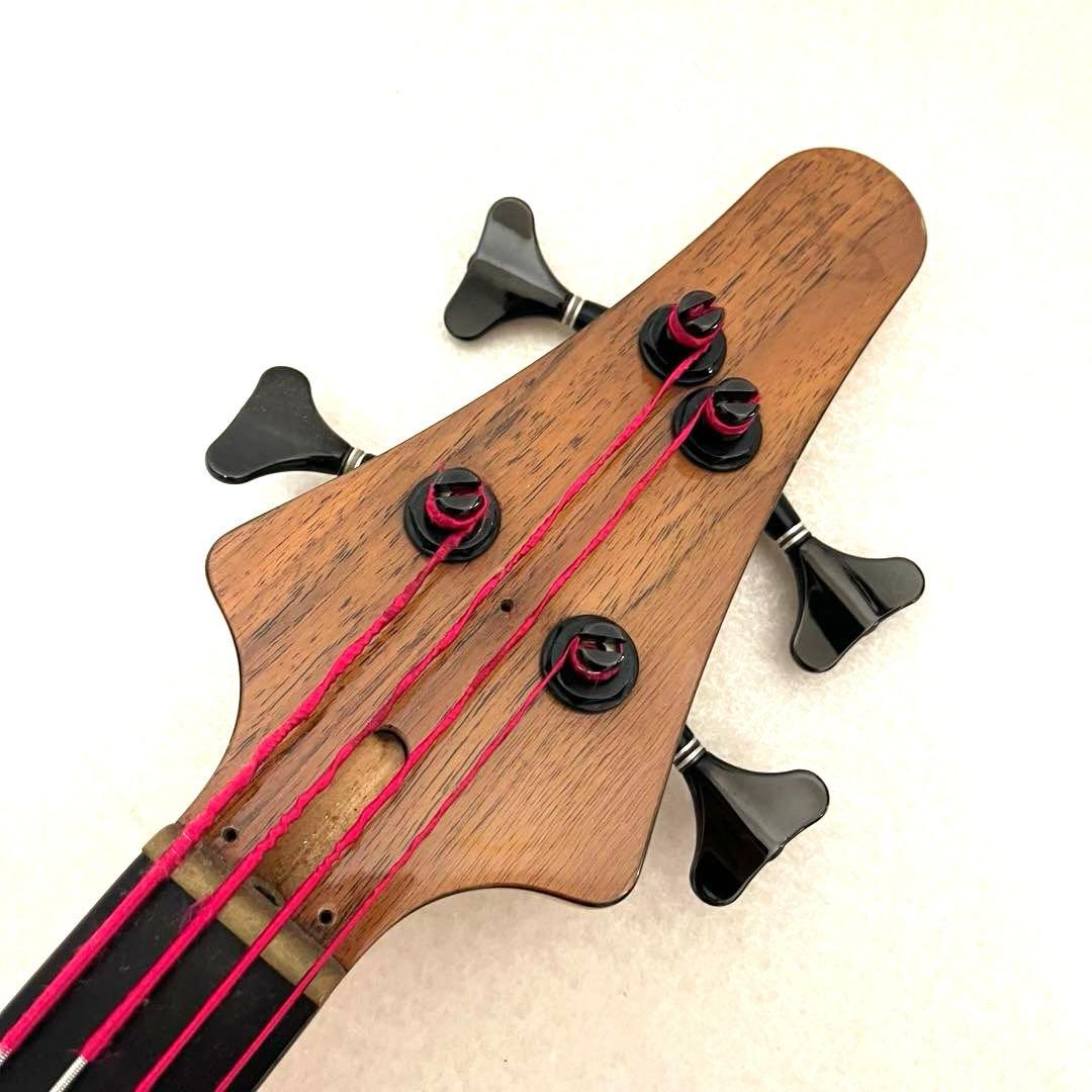 TUNE BULL'S EYE BEシリーズ スルーネック 4弦 エレキベース