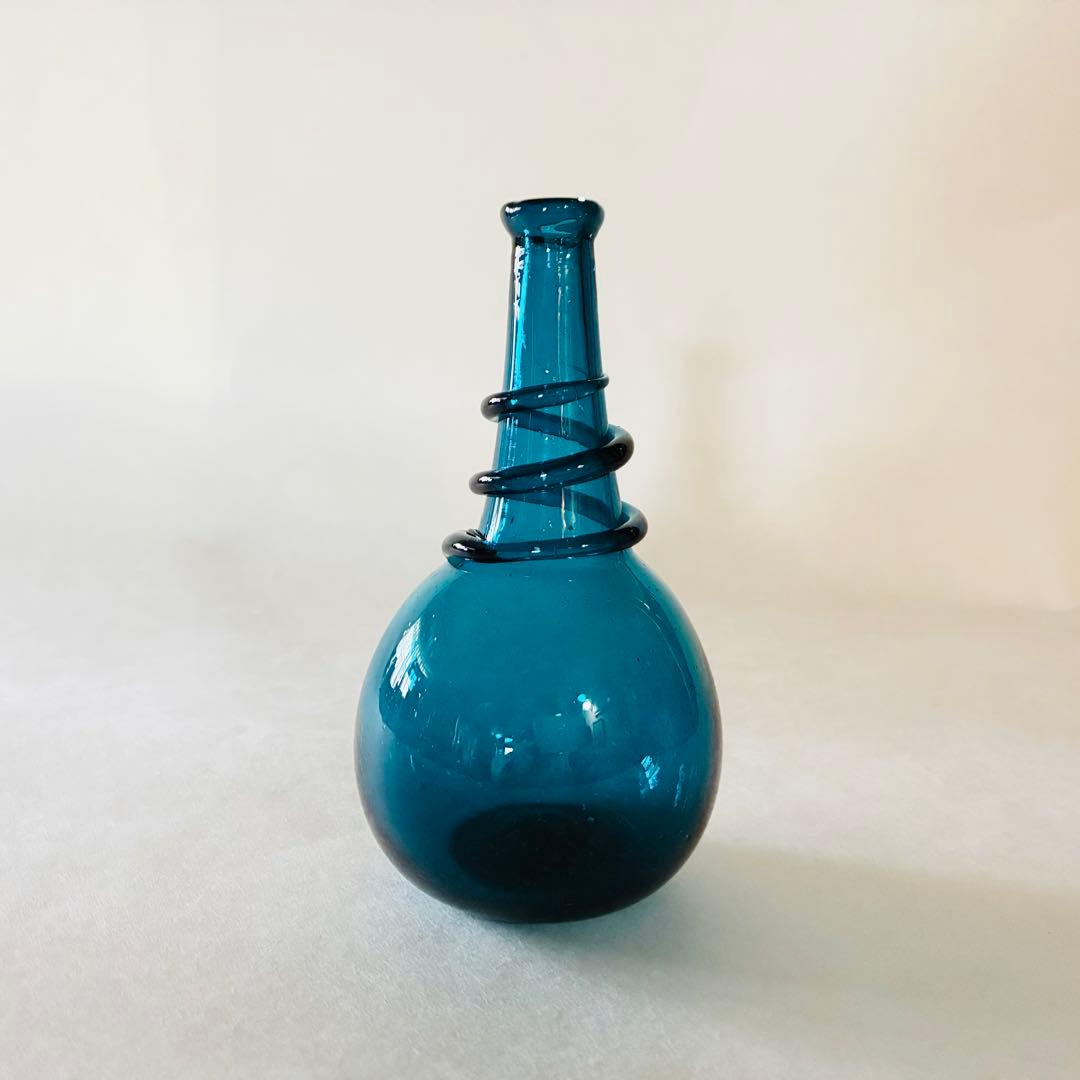 倉敷ガラス　小谷眞三　小谷真三　 線巻瓶　花瓶