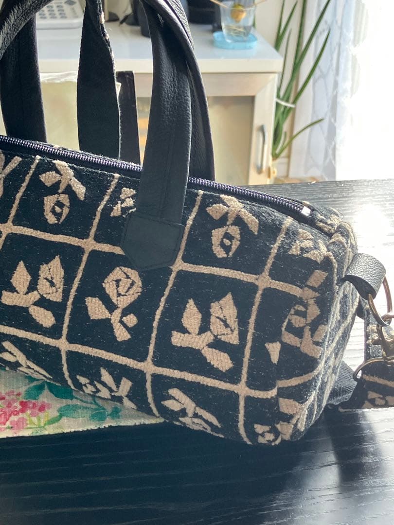 lulu ドラムショルダーバッグ