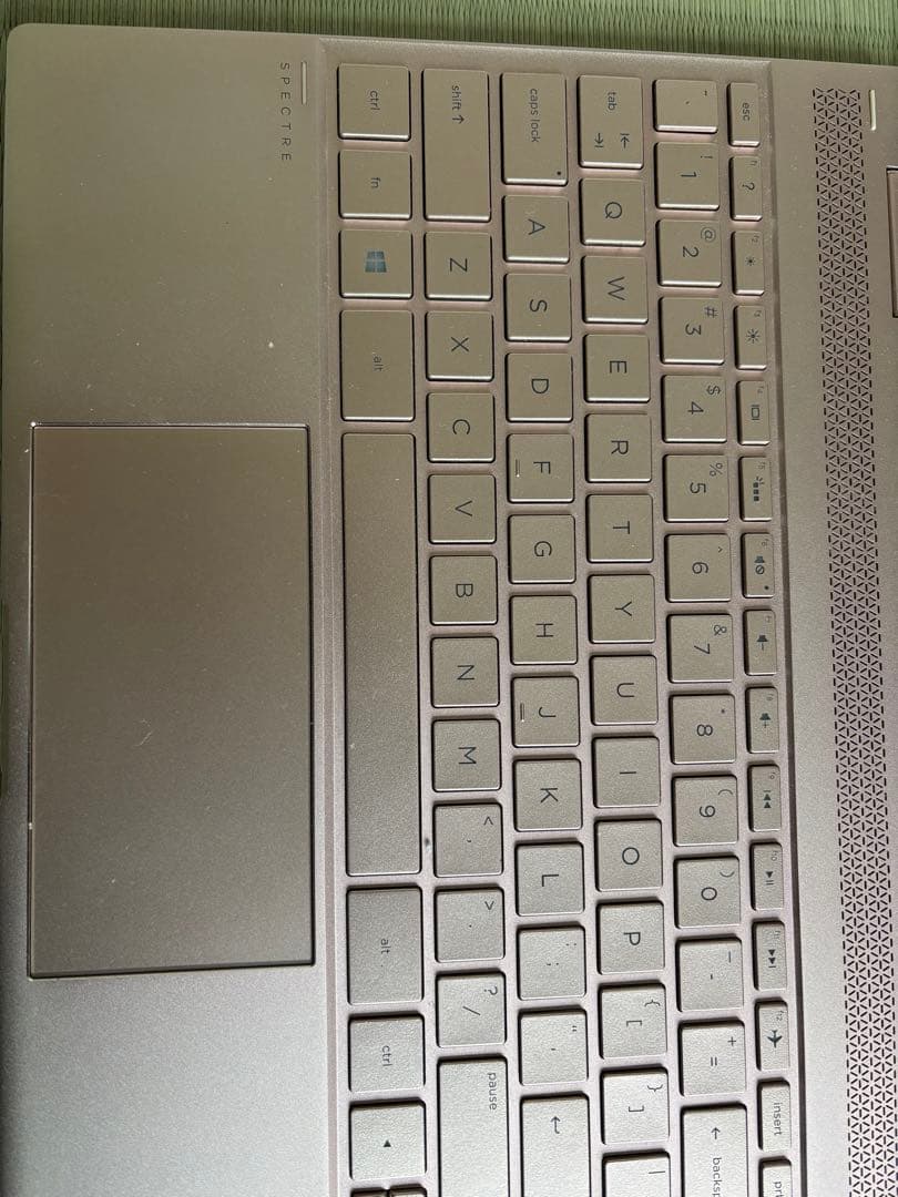 HP Spectre x360 13-ae000 4Kタッチ16GB