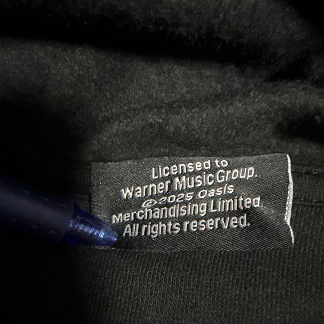 日本未発売　新品　Oasis Live '25 公式パーカー