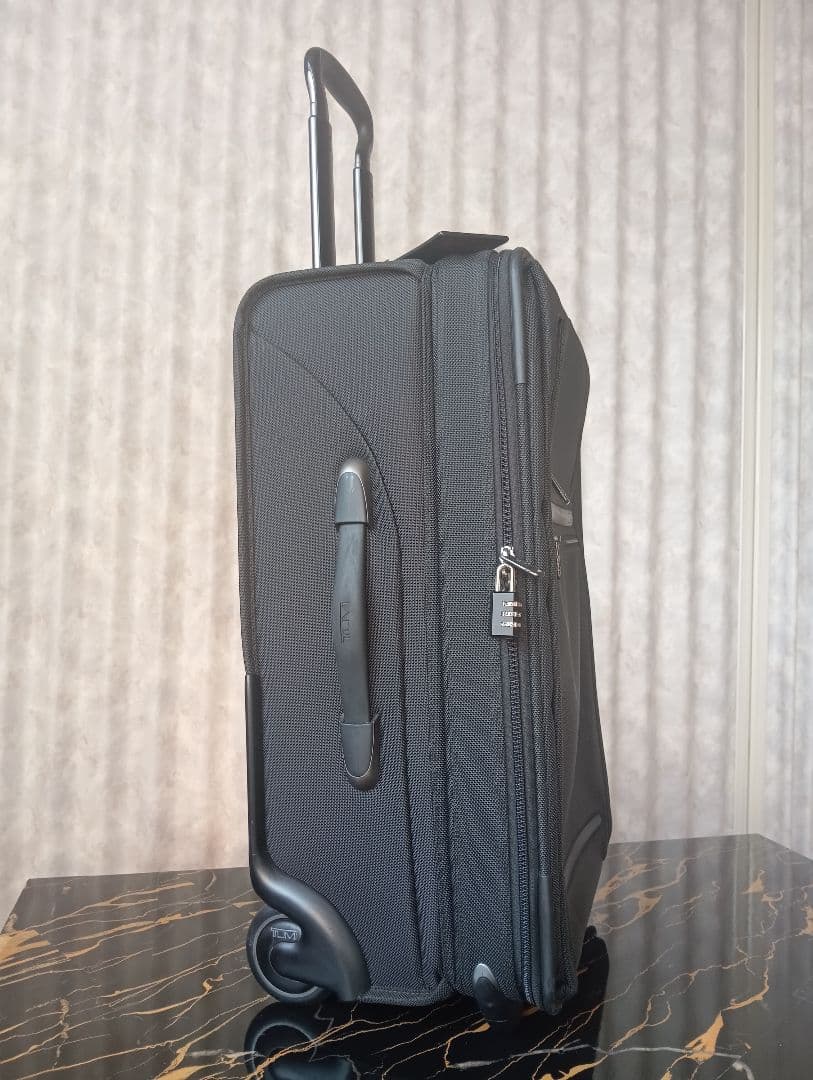 トゥミ TUMI アルファ キャリーケース 2輪 22020D4 美品