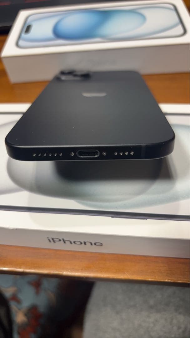 [美品]iPhone 15 Plus Black 256GB
