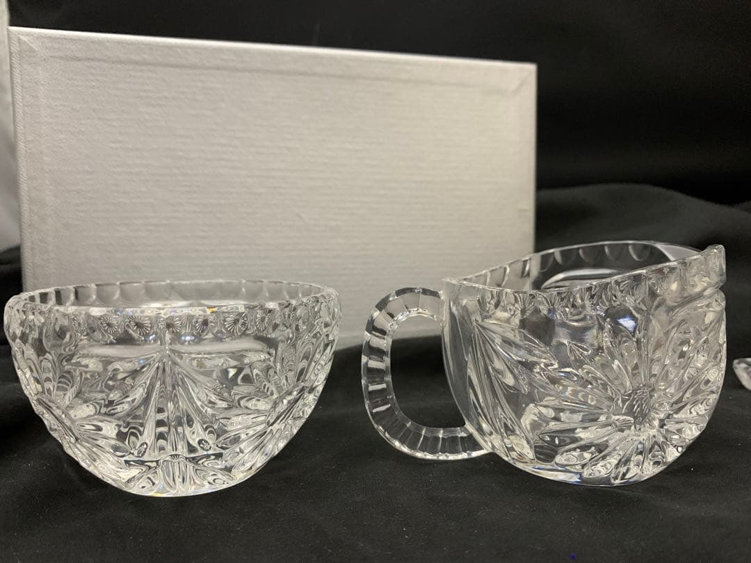 クリスタルガラス　ミルクポット　小鉢　プレート台