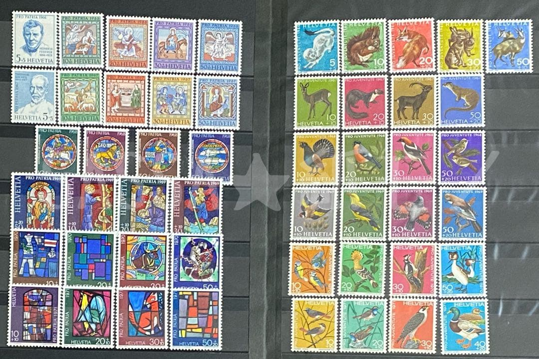 スイス切手 社会福祉 児童福祉 ストックブック付き 259枚 まとめ売り