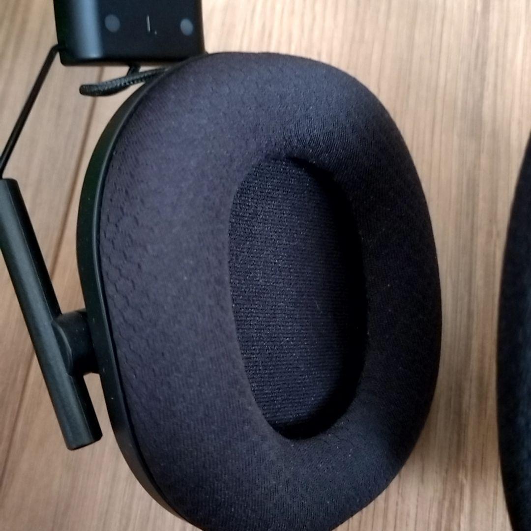 RAZER BRACKSHARK V2 PRO ゲーミングヘッドフォン